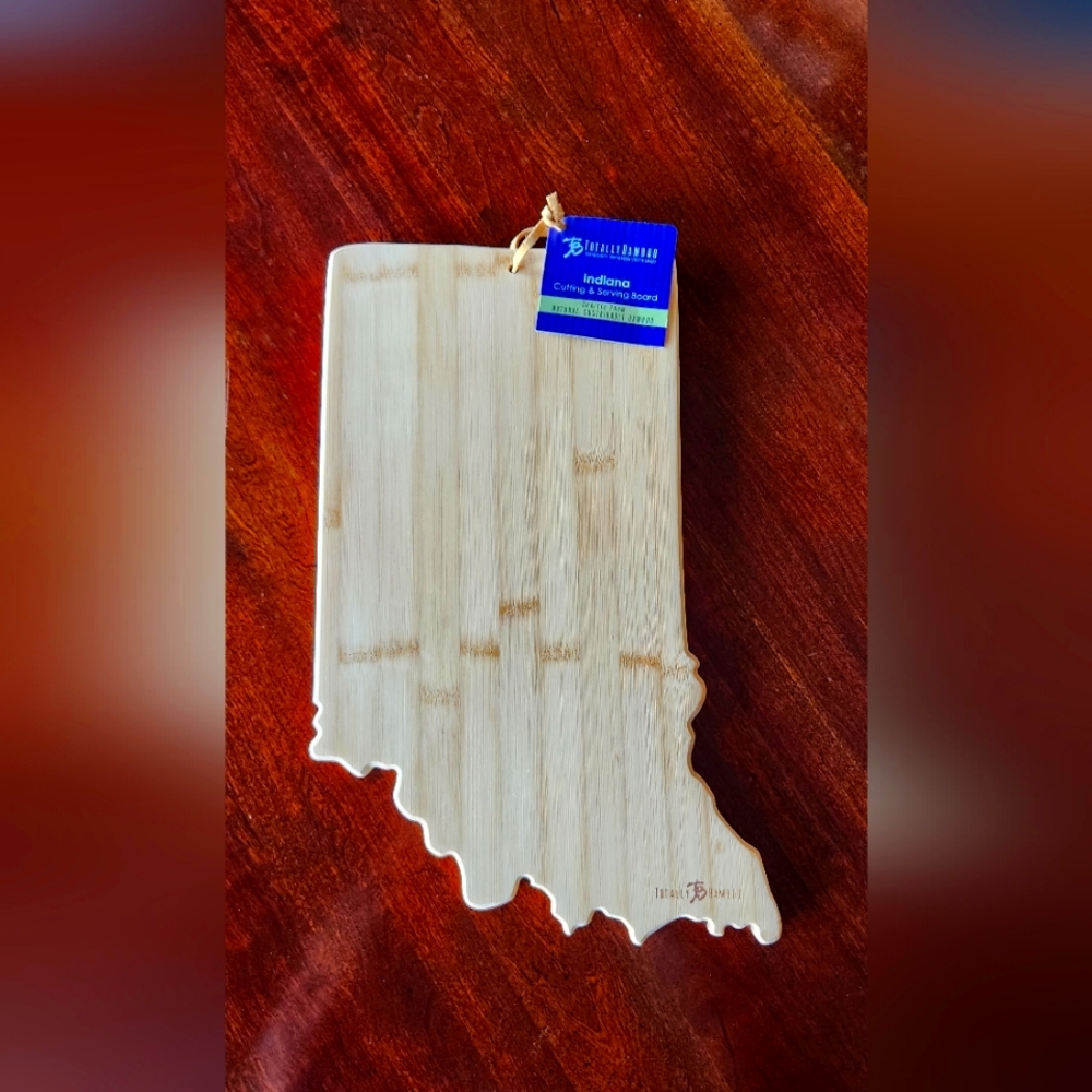 Totally Bamboo Indiana cutting board